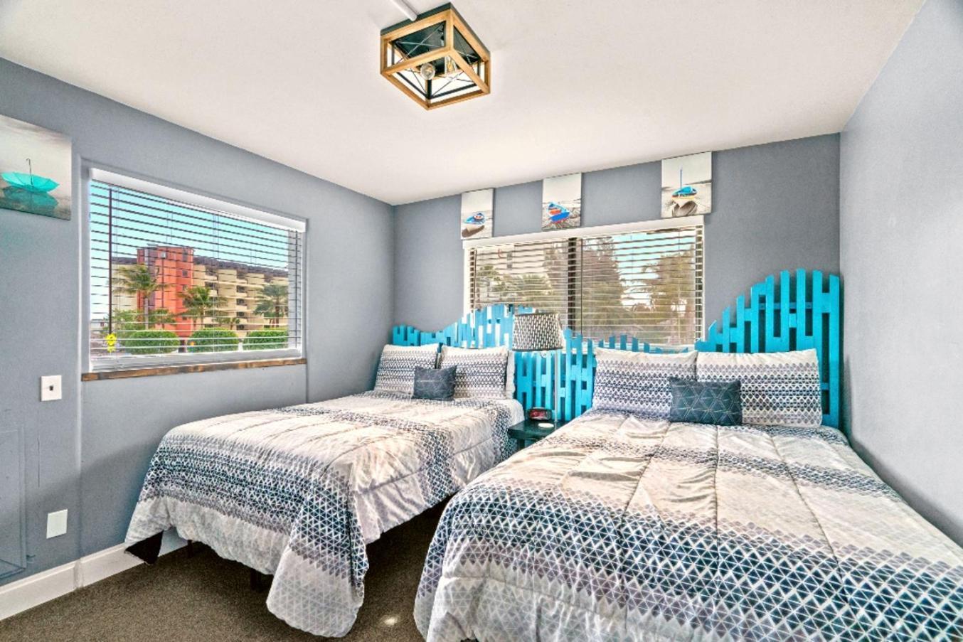 Boutique Beach Retreat, Heated Pool, Open Corridor St. Pete Beach Extérieur photo