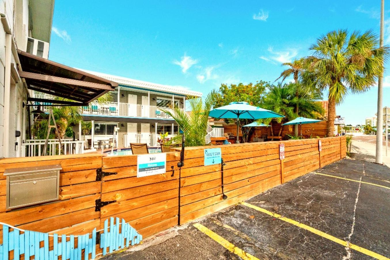 Boutique Beach Retreat, Heated Pool, Open Corridor St. Pete Beach Extérieur photo