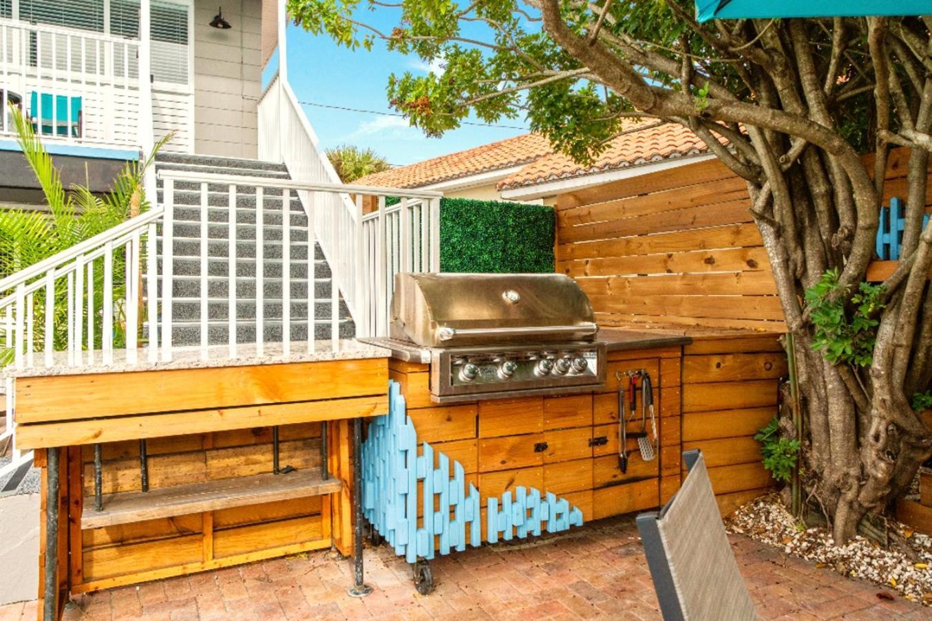 Boutique Beach Retreat, Heated Pool, Open Corridor St. Pete Beach Extérieur photo